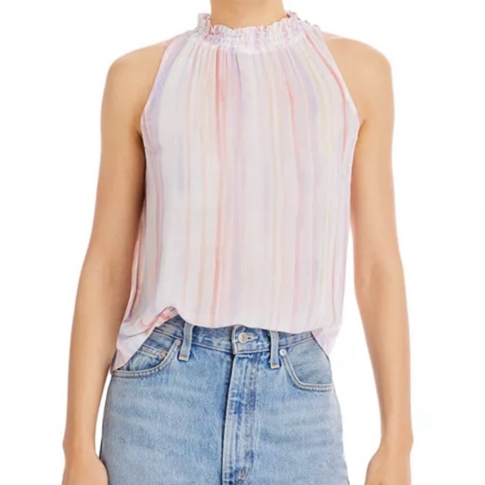 Bella Dahl
Smocked Sleeveless Top